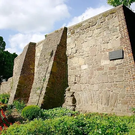 Gaestehaus Peterhoff 2*