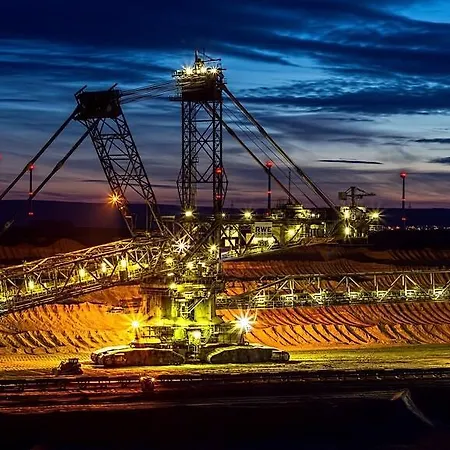 Gaestehaus Peterhoff מלון Birresdorf