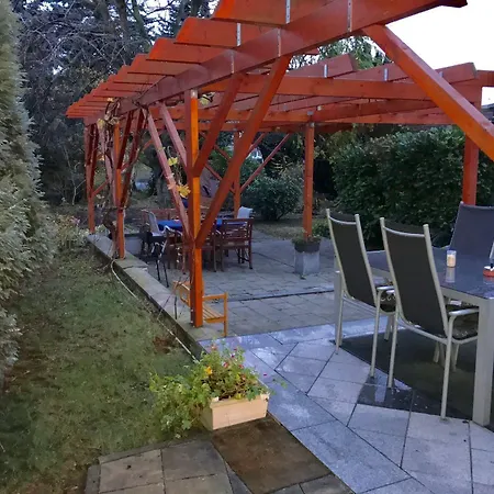 Gaestehaus Peterhoff 2* Birresdorf