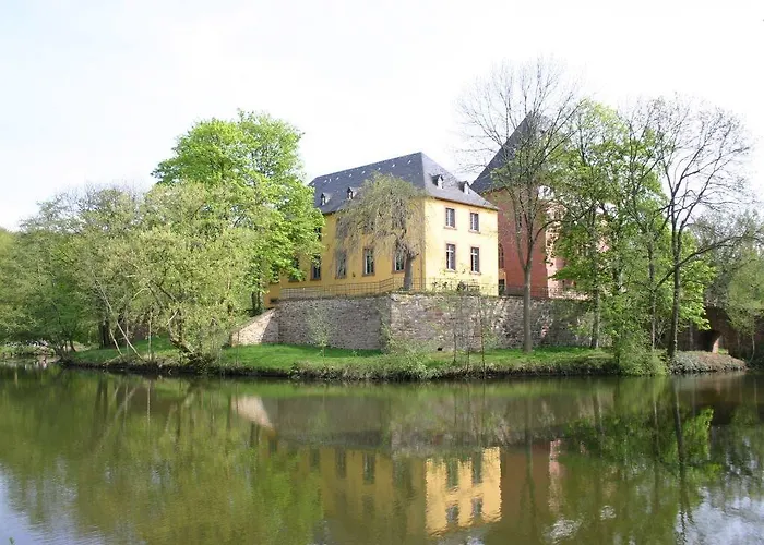 Hotel Gaestehaus Peterhoff Birresdorf